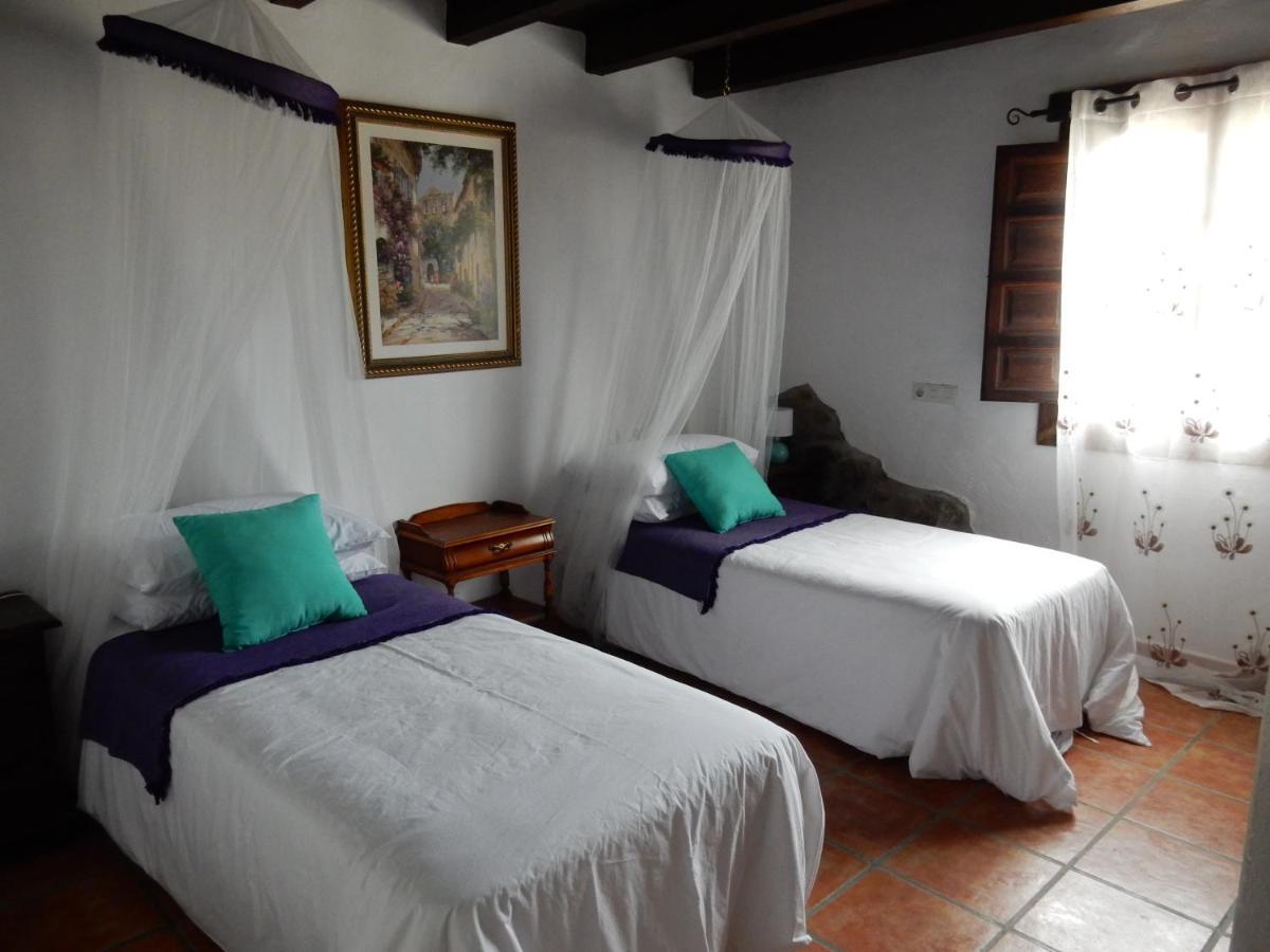 Casa Del Limonero Apartment Guaro ภายนอก รูปภาพ